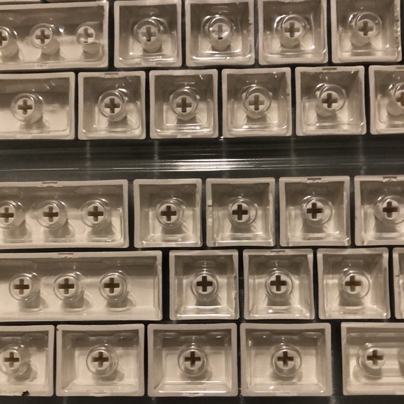 Replacement Keyboard Keys - Picture 8 of 8